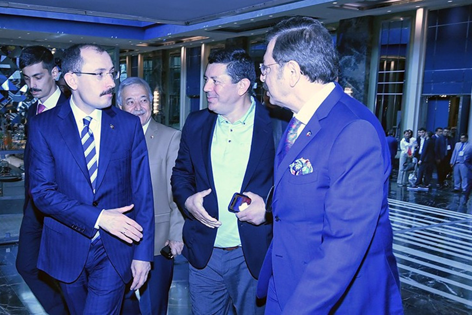 TOBB Başkanı Hisarcıklıoğlu: İşte bakanım Patronlar Dünyası'nın patronu....