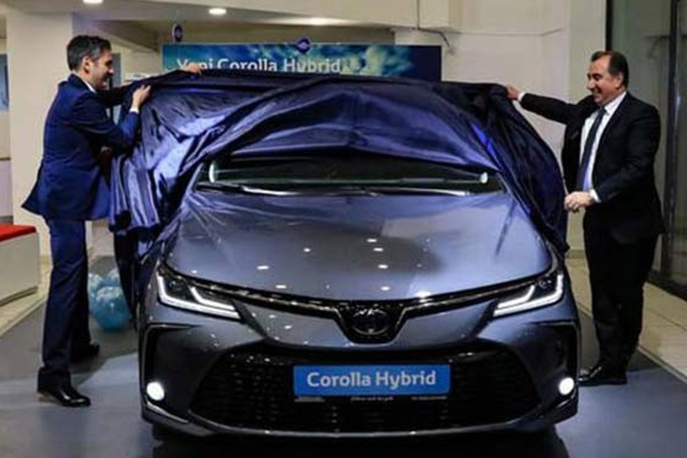 Toyota Corolla hibrit versiyonunun fiyatı belli oldu