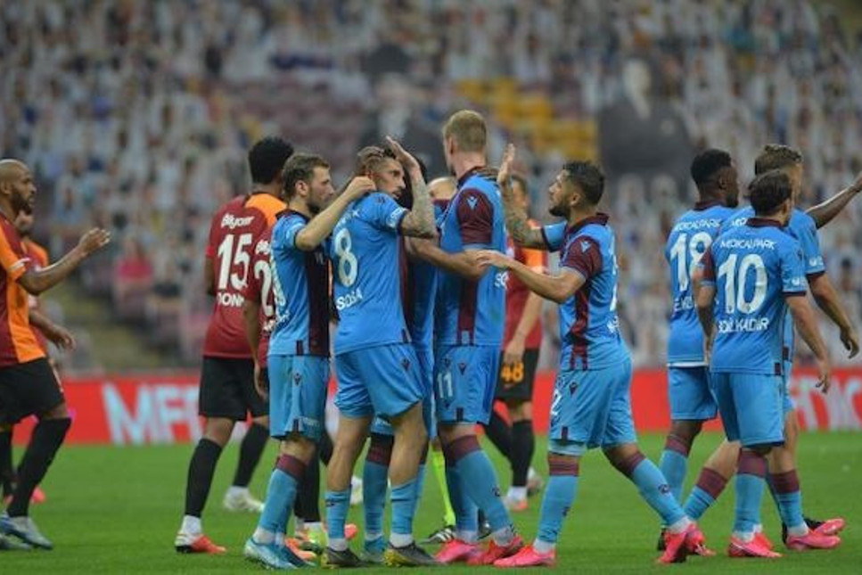 Trabzonspor, Galatasaray'ı evinde 3-1 yendi