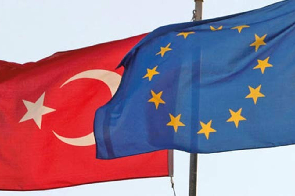 Türkiye'ye vizesiz Avrupa için 6 kriter kaldı