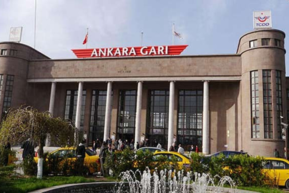 Üniversiteye devredilen tarihi Ankara Garı mahkemelik