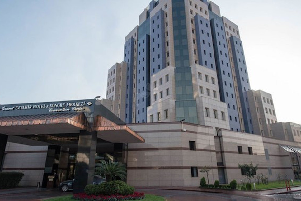Ünlü oteller zinciri Cevahir Hotel’i muhasebeci 6 Milyon Lira dolandırmış