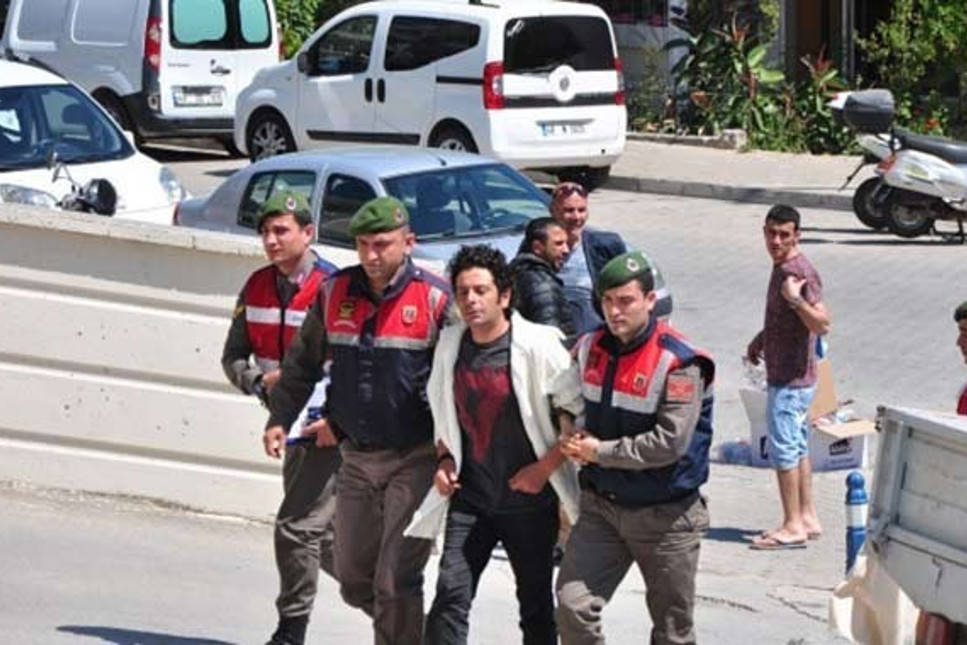 Dizi ve sinema oyuncusu Selim Erdoğan uyuşturucudan tutuklandı