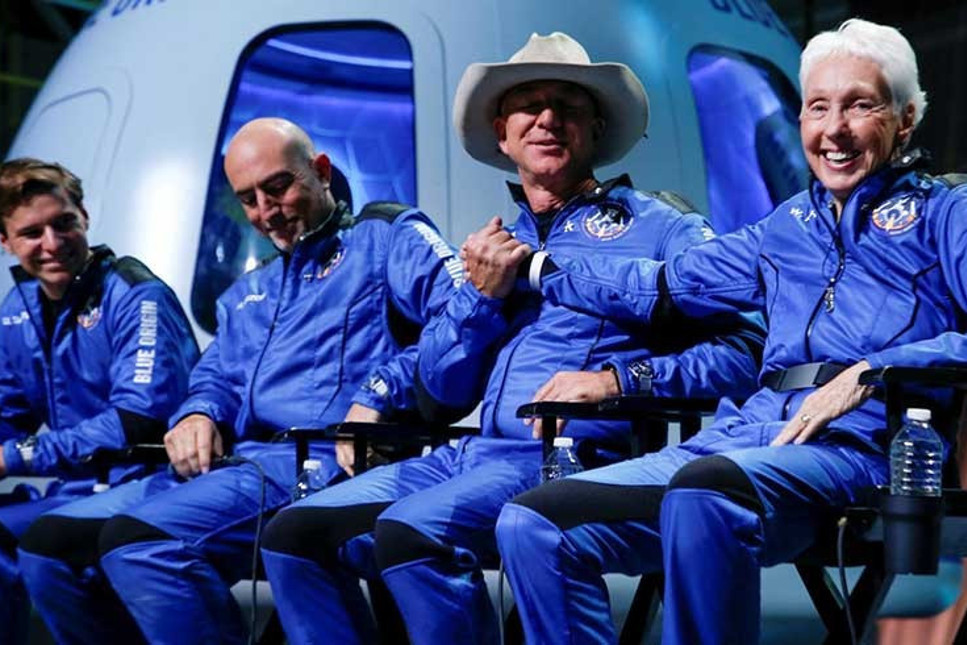 Uzaya çıkan en yaşlı insandan Blue Origin eleştirisi: Dünyayı göremedim