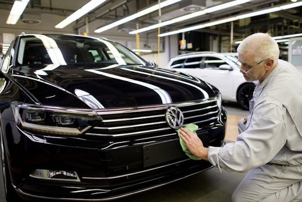Volkswagen 10 bin işçi çıkarıyor! 3 fabrikasını kapatacak