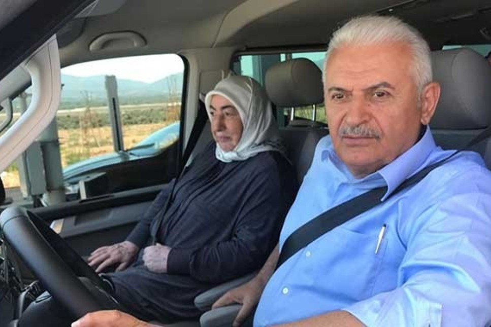 Yıldırım, İzmir'den İstanbul'a kendi kullandığı minibüsle geldi