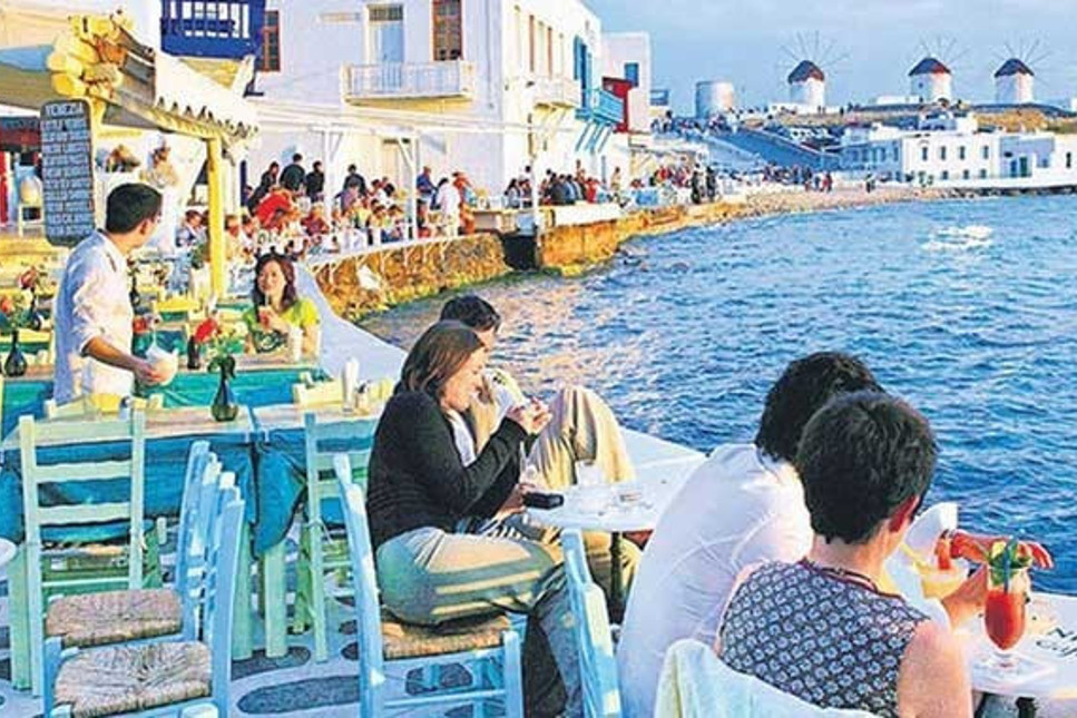 Yunanistan'daki otel işletmecilerinin yüzde 65'i iflas beklentisi içinde