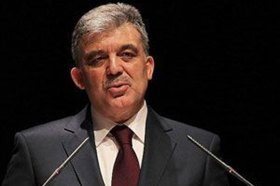 Cumhurbaşkanı Gül'e "Rakibiniz Başbakan mı" sorusu 