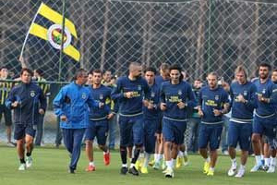 Fenerbahçe, Kadıköy'e coşkuyla uğurlandı