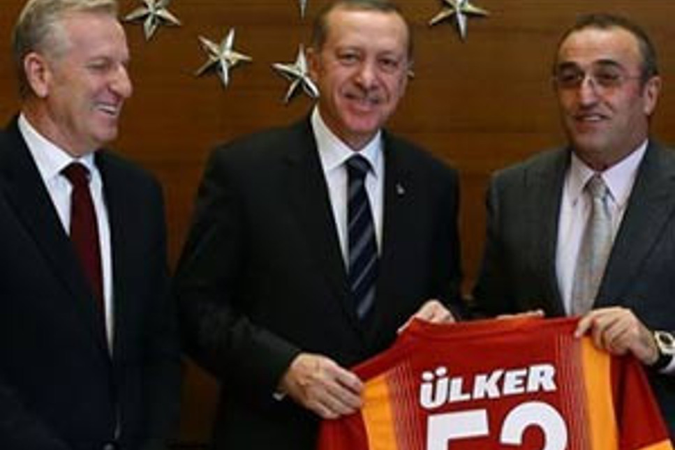 Galatasaray'da sürpriz iki istifa