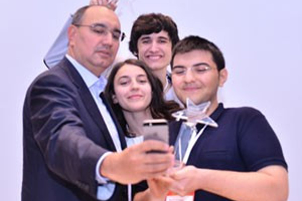 Ali Ülker, Y Jenerasyona yeni ad taktı: Why Generation