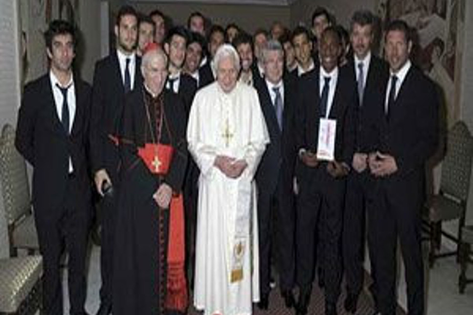 Arda Turan Papa'nın huzurunda