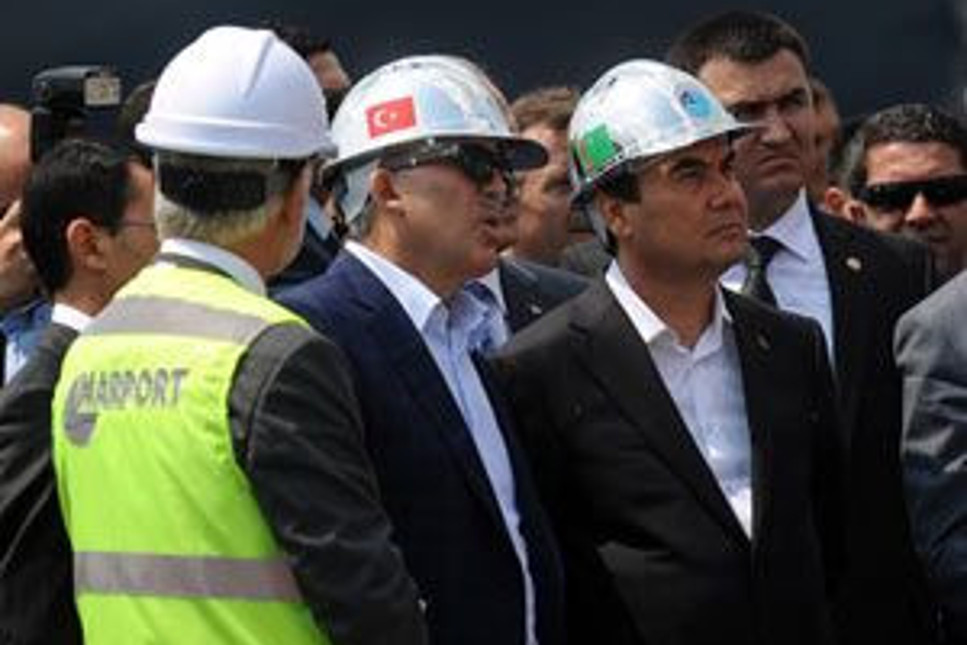Türkmenistan basını: Türkmen-Türk ilişkileri denize açılıyor