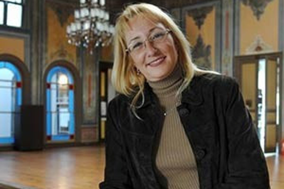 Prof. Dr. Beril Dedeoğlu hayatını kaybetti