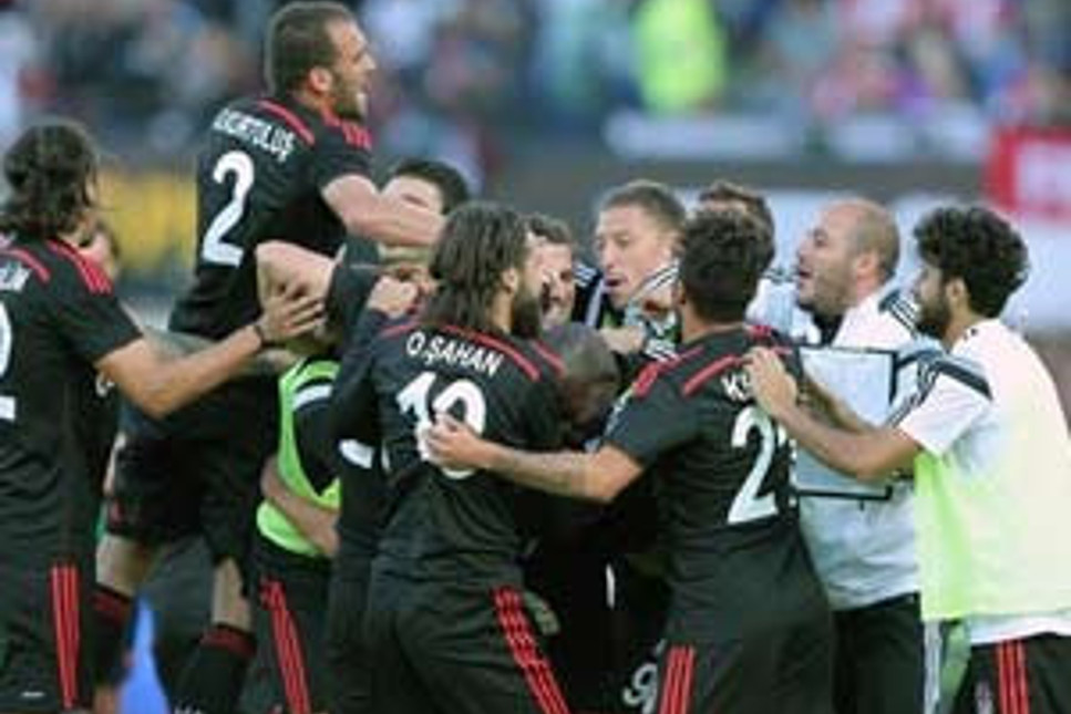 Beşiktaş deplasmanda 2-1 yendi, turu araladı