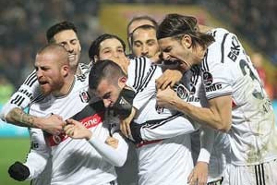 Beşiktaş Konya engelini aştı, liderliğini sürdürdü