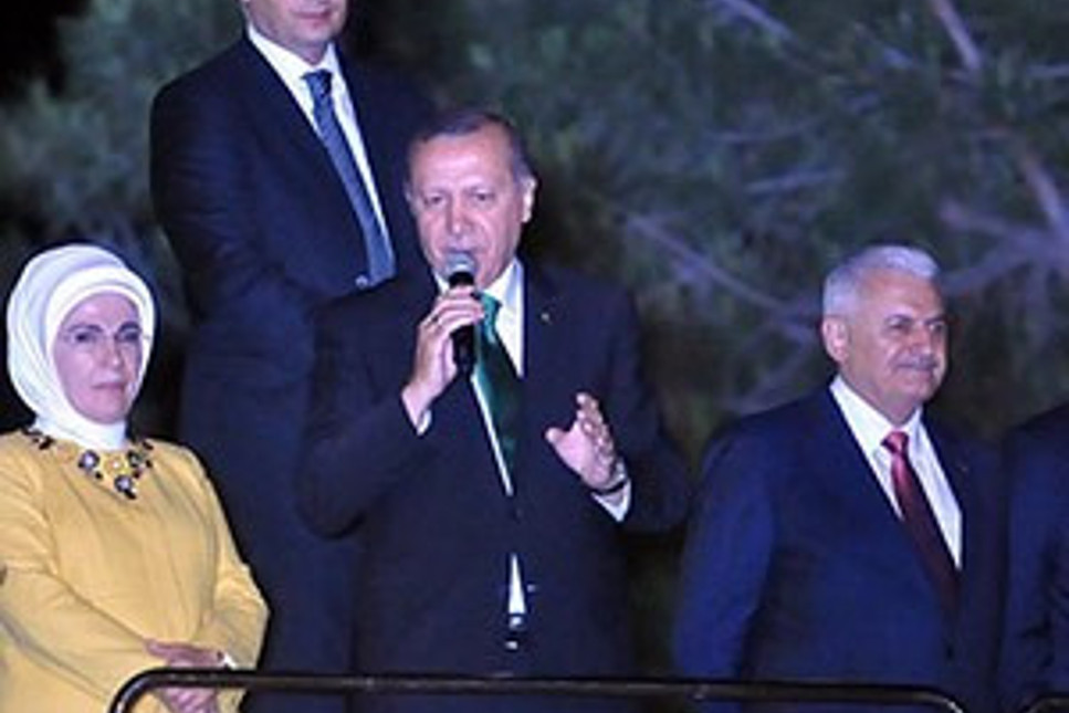 Cumhurbaşkanı Erdoğan'dan İzmirlilere: Fazla gaz vermeyin