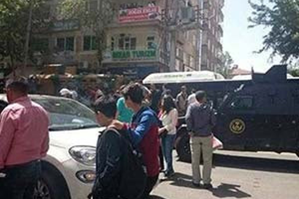 Diyarbakır’da askeri aracın çarptığı kadın öldü, olaylar çıktı