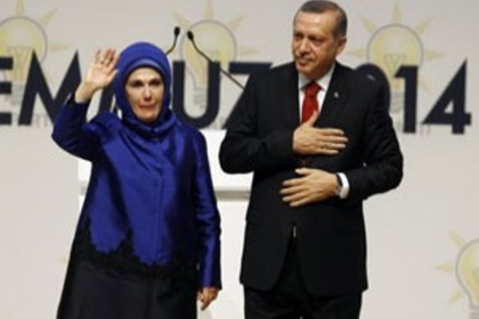 Emine Erdoğan'ın özgeçmişi kafaları karıştırdı
