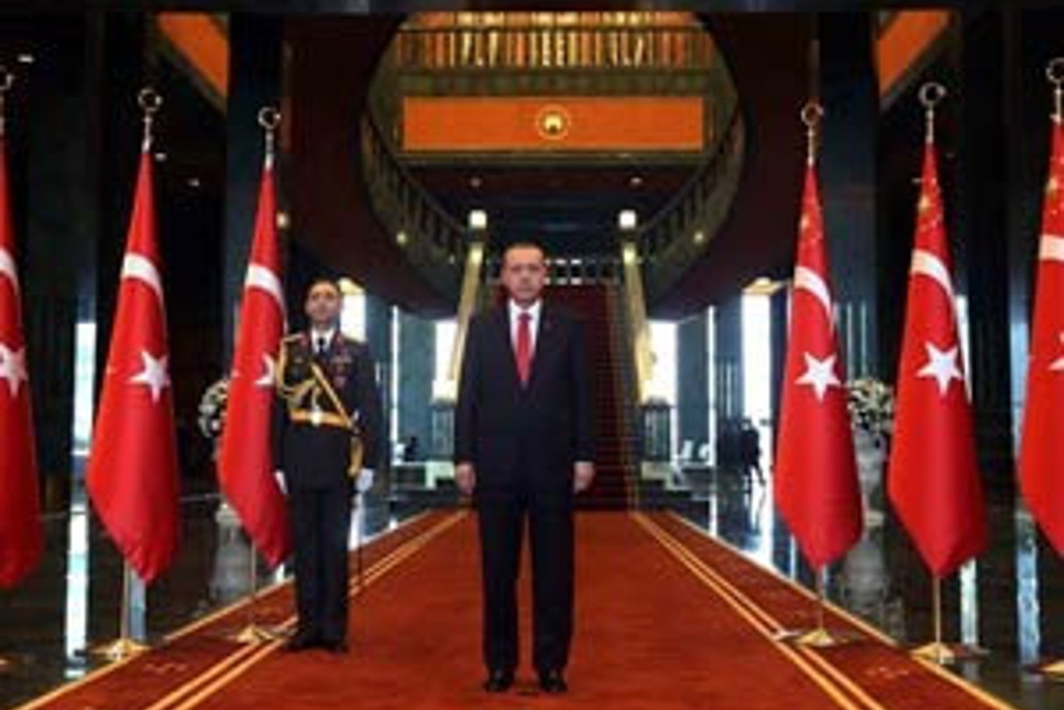 24 saat Erdoğan... Şimdi de Saray TV geliyor