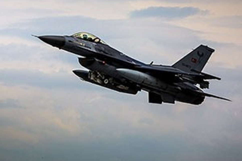 Çifte taciz: Suriye füzeleri Türk uçaklarına kilitlendi
