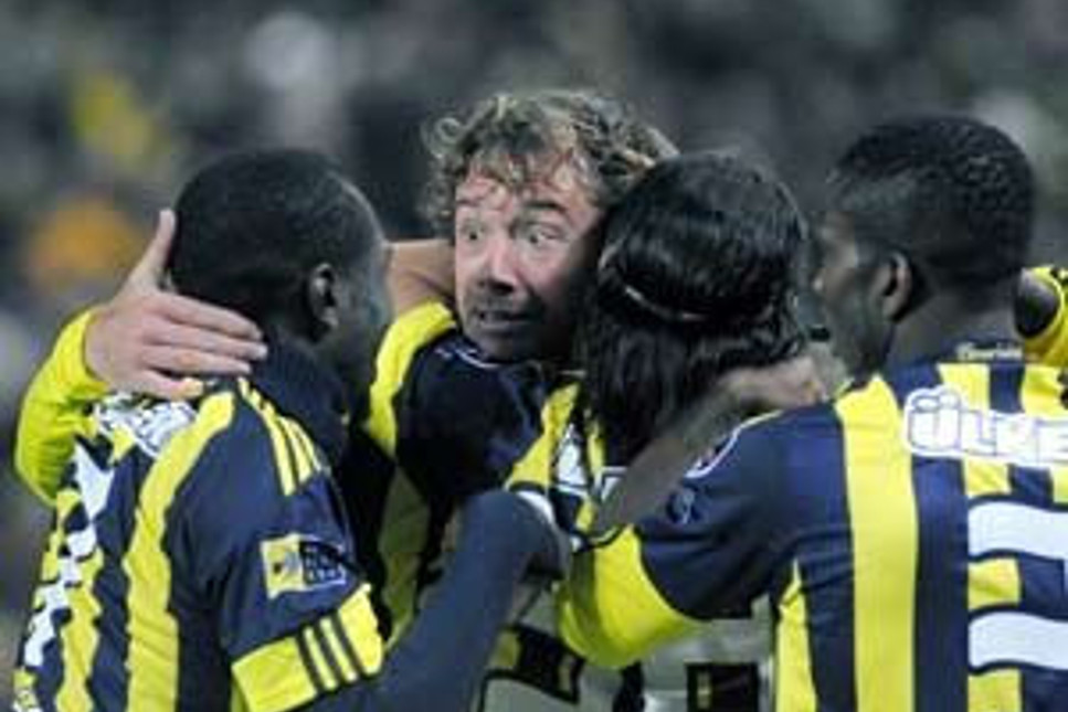 Fenerbahçe 4 hafta sonra averajla tekrar lider