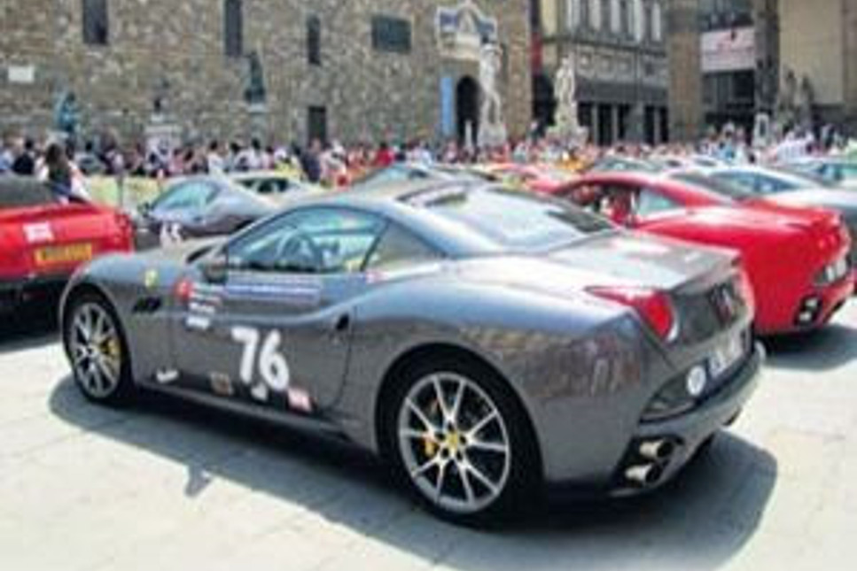 Ferrari'nin çok özel davetine katılan iki Türk işadamı kim?