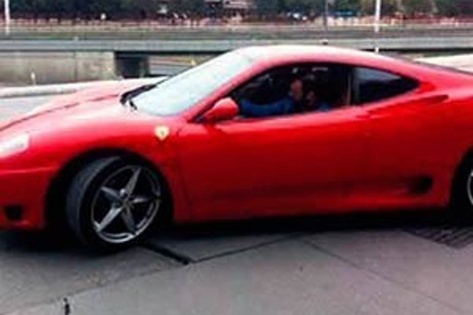 Ferrarisi'ni gönderdi: Fenerli ünlü futbolcu ayrılıyor