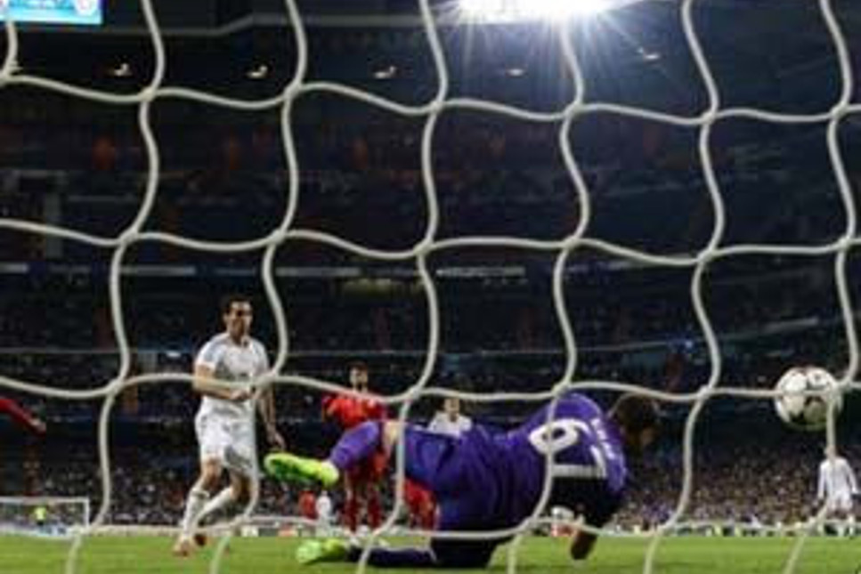 10 kişi oynayan Real Madrid, Galatasaray'a 4 attı 