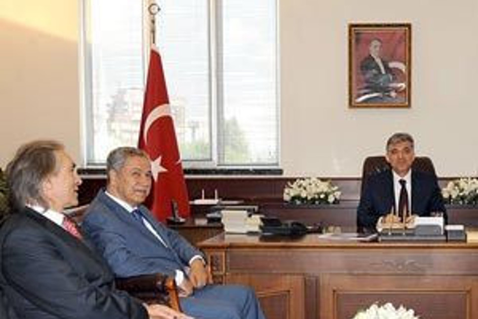Cumhurbaşkanı Gül'den "Tarihi" ziyaret