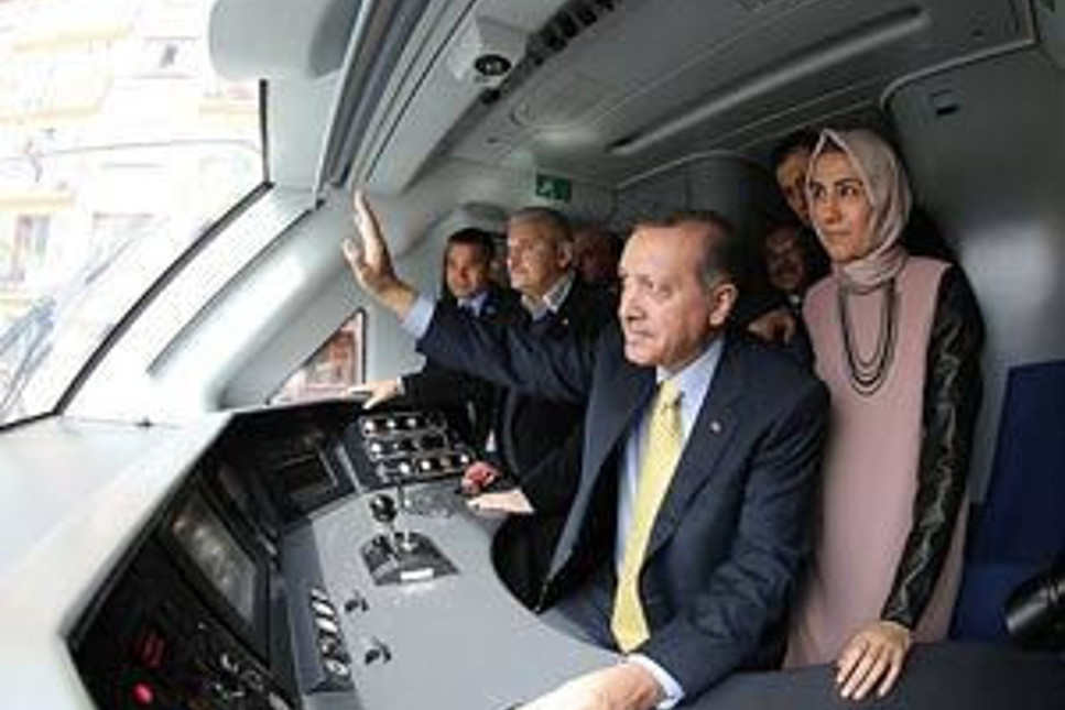 Ankara-İstanbul ilk YHT seferi başladı: İşte bilet fiyatı