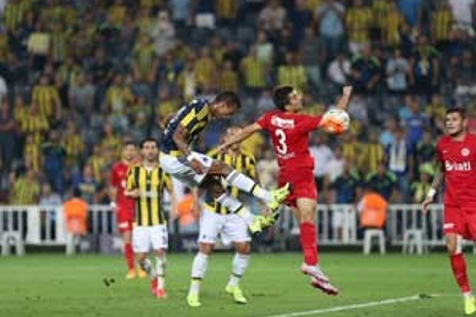 Fenerbahçe averajla liderliğe yükseldi