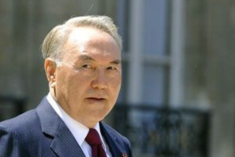 Nazarbayev, adaylığını resmen açıkladı - Patronlar Dünyası