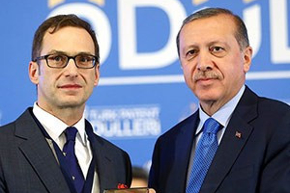 Ömer Koç ödülü Cumhurbaşkanı Erdoğan’ın elinden aldı