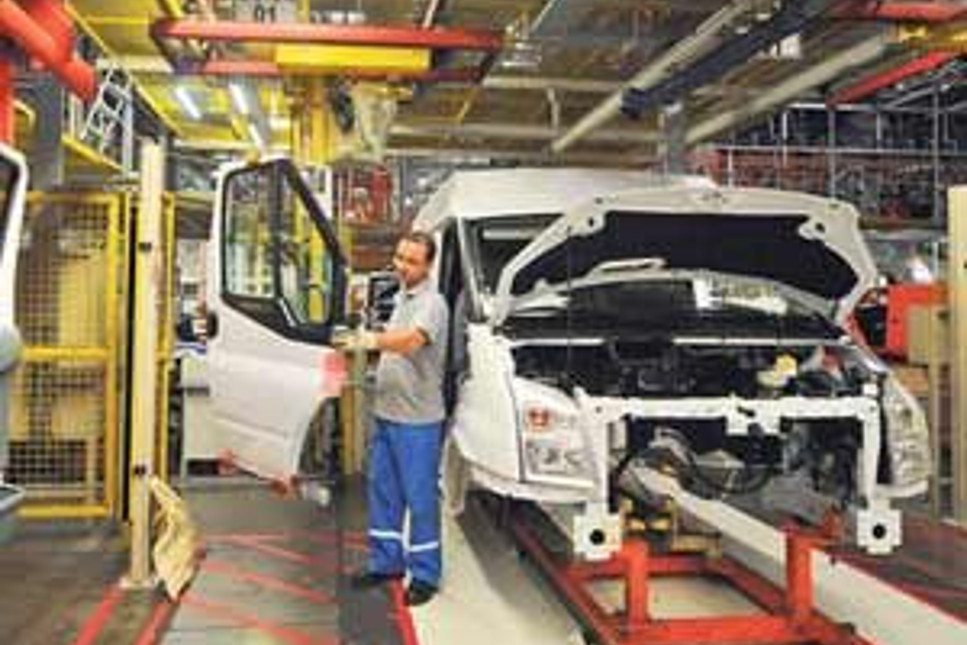 İhracat yüzde 17, otomotiv üretimi yüzde 28 arttı