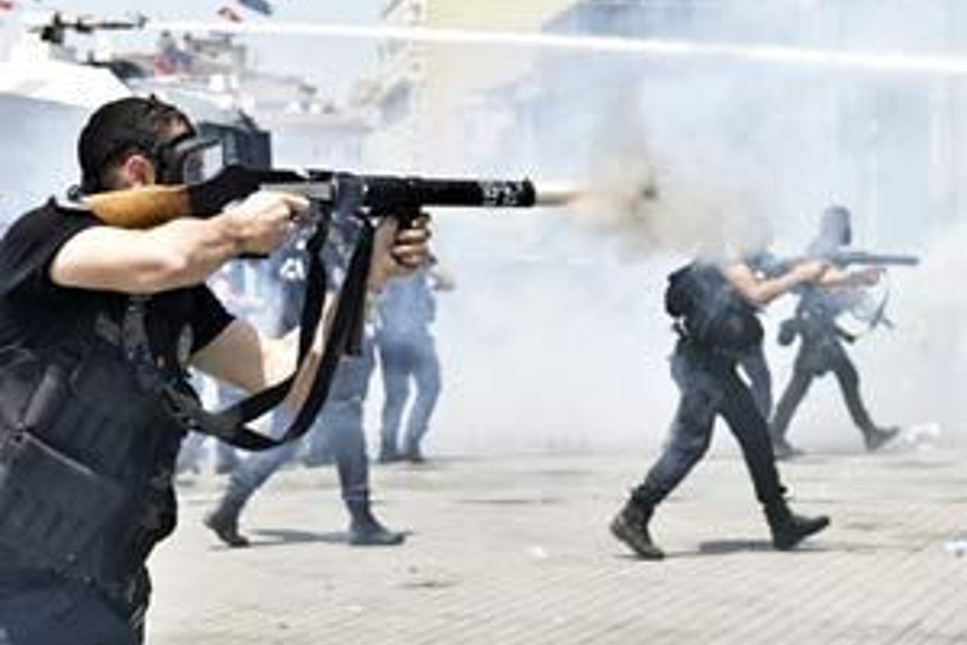 Gezi Parkı eylemine sert müdahale: Onlarca yaralı var