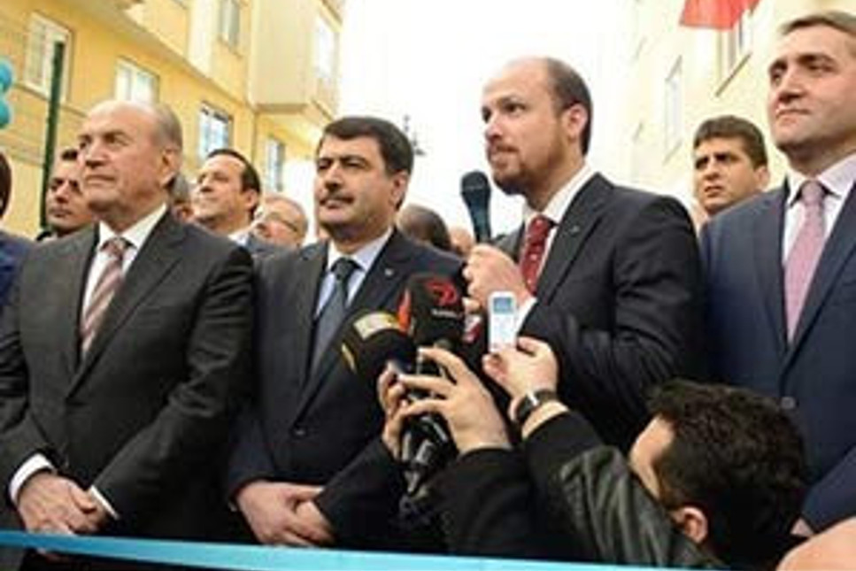 Topbaş, Erdoğan'ı sevindirecek: O vakfa 7 bina verdi