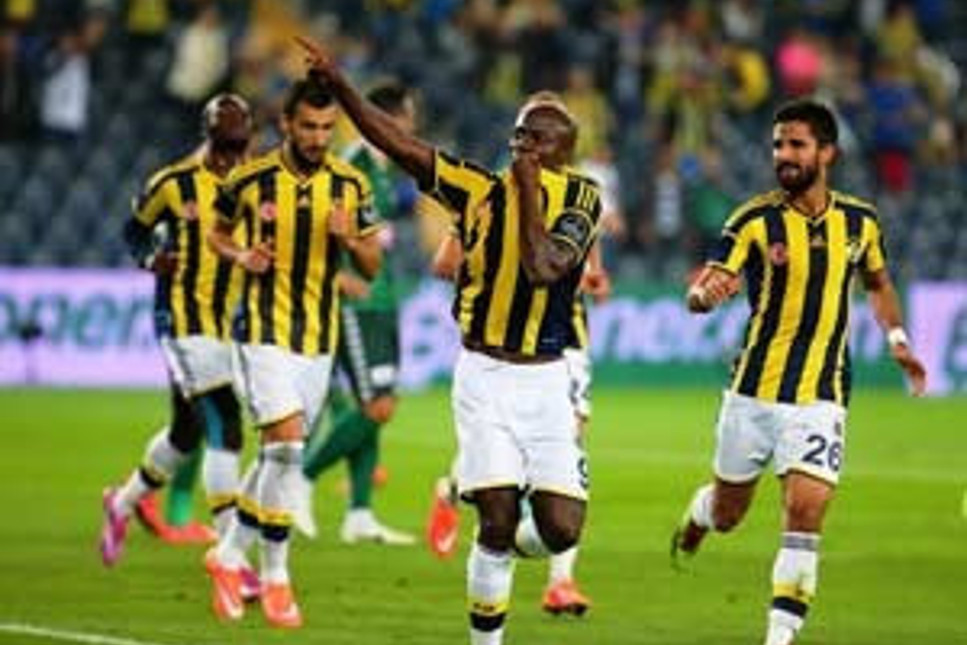 Fenerbahçe, Bursa'yı yenerek liderlik koltuğuna oturdu