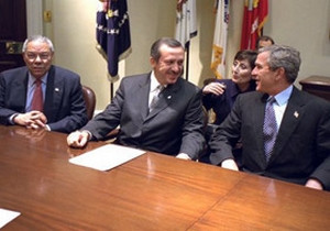 Bush, müzakerelerin başlaması dolayısıyla Erdoğan'ı tebrik etti