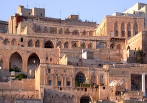 Mardin'in yüzüne renk geliyor