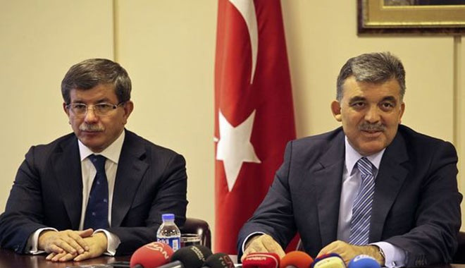 Flaş iddia: Abdullah Gül ve Ahmet Davutoğlu o partiye mi geçecek?