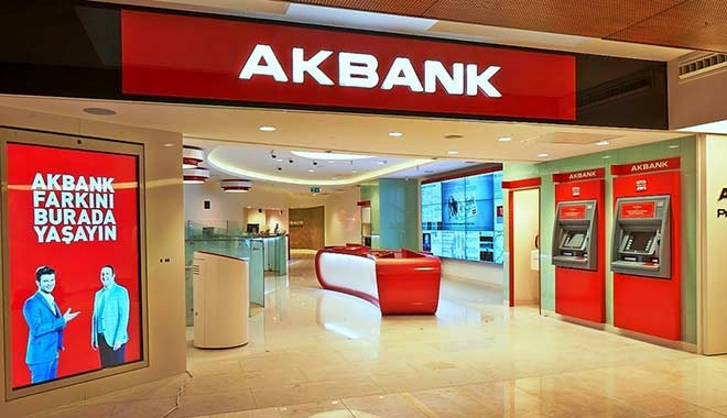 Akbank, 5 TL'nin altından dolar sattı